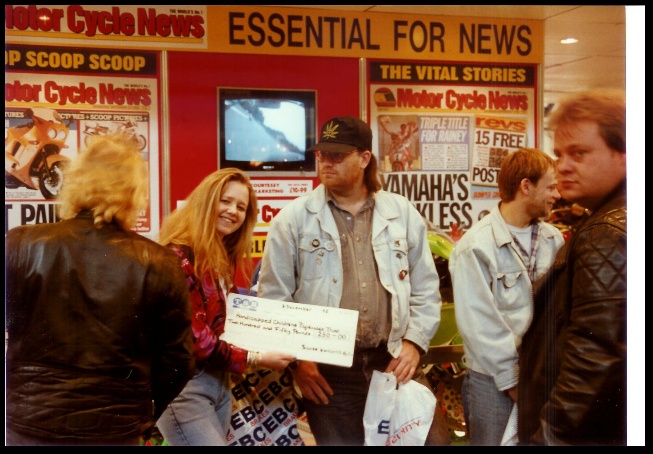 640x440 pixels (131K)